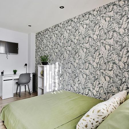 Appartement L'Elegant - Idealement Situe Экюли Экстерьер фото